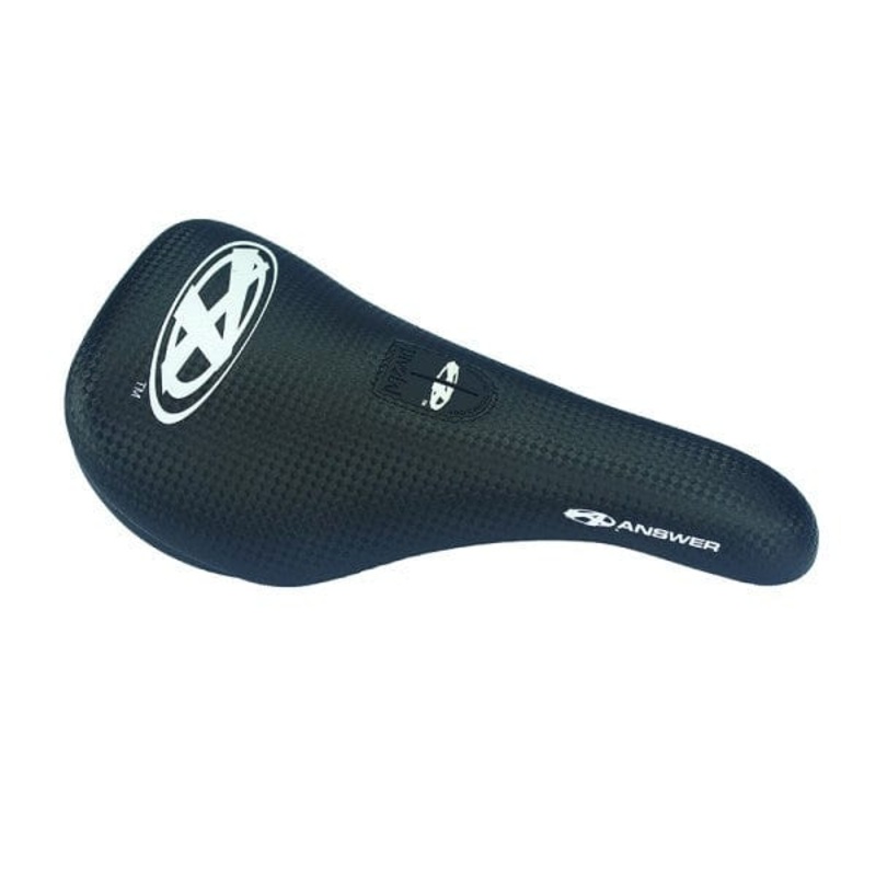 Answer Pivotal Seats Black