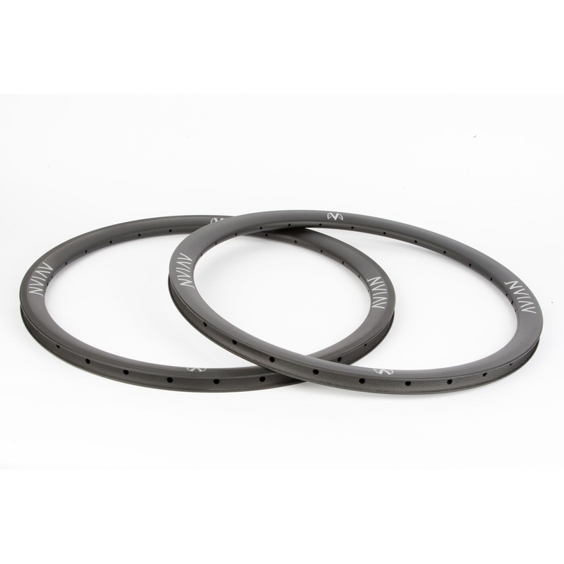 Avian Venatic Carbon Rear Rim - 28H 24x1-3/8" - Matte Black