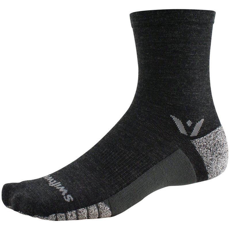 Swiftwick Flite XT Trail Mid Crew Socks - 5" Coal Large
