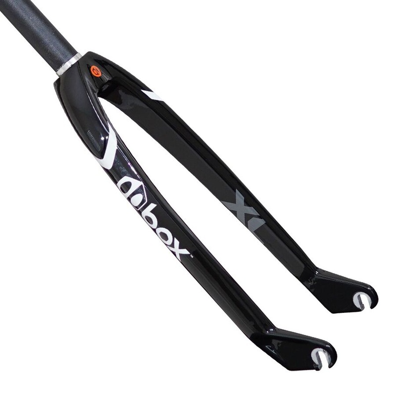 Box One XL Pro Lite 20 Inch 10mm Carbon Fork Black 32mm